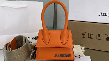 
				Jacquemus - Bag
				påsar